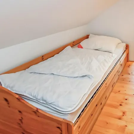 Casa de Férias 1 Bedroom Cozy In Zettemin Ot Ruetzenfeld